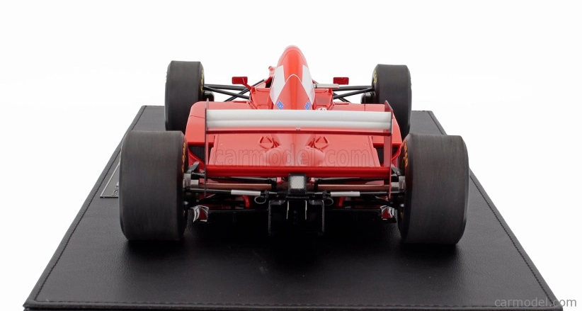 Gp-replicas Ferrari F1  F310b Scuderia Ferrari Marlboro Team N 5 Winner Canada Gp (with Pilot Figure) 1997 Michael Schumacher - Con Vetrina - With Showcase 1:12 Červená Bílá