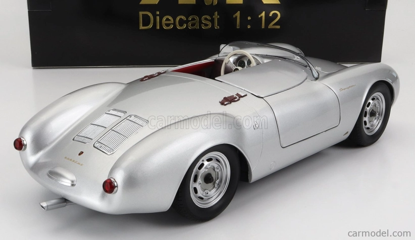 Porsche 550a Spider 1956 v mierke 1:12 strieborný