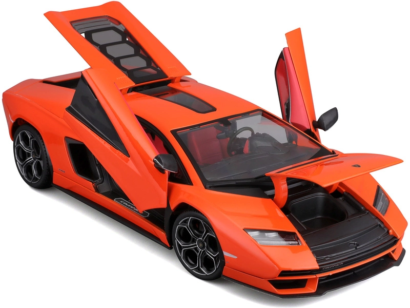 Maisto Lamborghini Countach LPI 800-4 1:18 oranžová