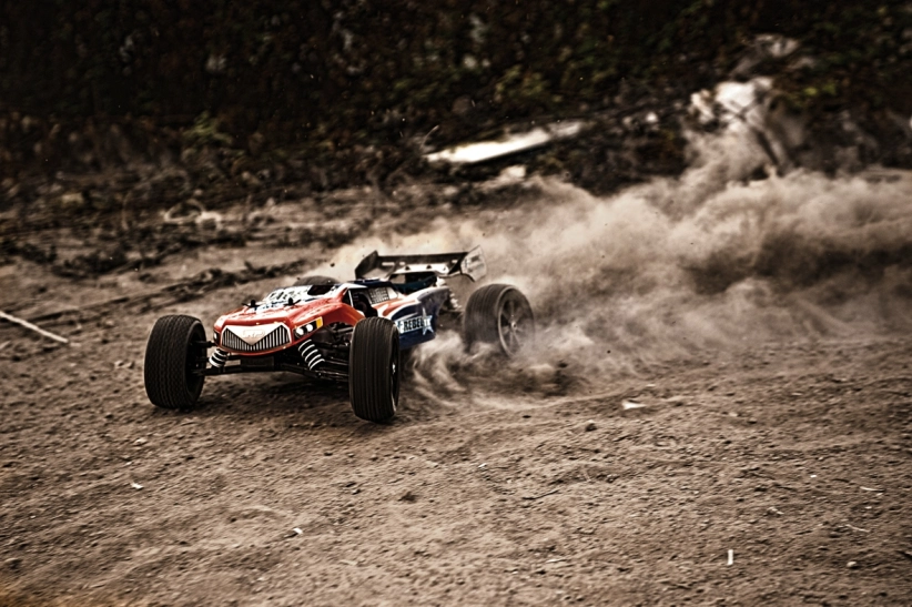 RC auto LRP S8 Rebel TX