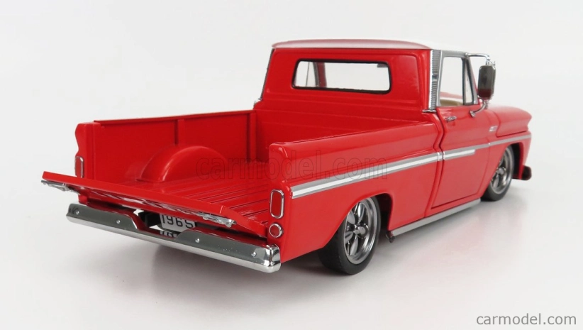Sun-star Chevrolet C-10 Pick-up Lowrider 2-dverový 1965 1:18 Červená biela