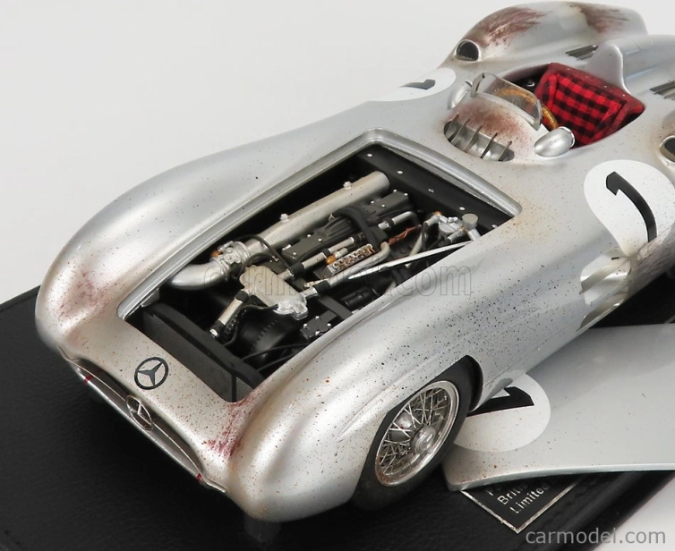 Gp-replicas Mercedes benz F1 W196r Streamliners N 1 1:18, stříbrná