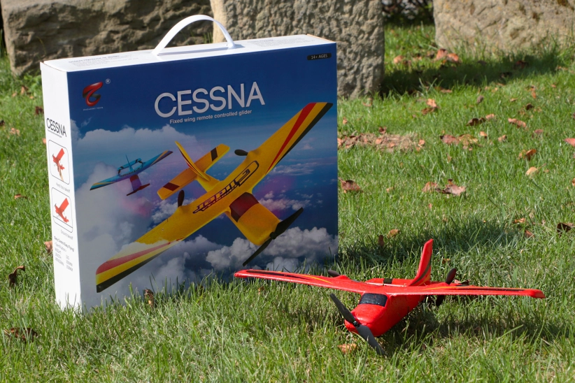 RC lietadlo Cessna Glider Z50, červená