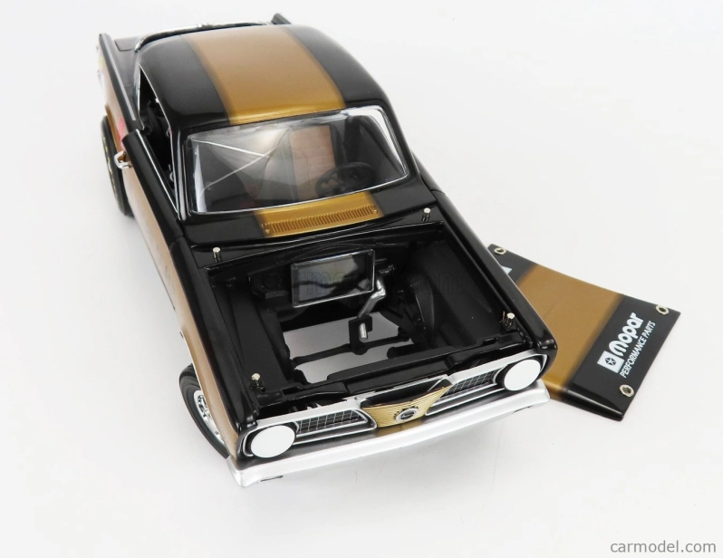 Highway61 Plymouth Barracuda Hemi Under Glass N 0 Coupe 1966 1:18 Black