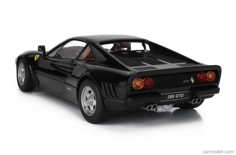 Ferrari 288 Gto 1984 v mierke 1:12 čierna