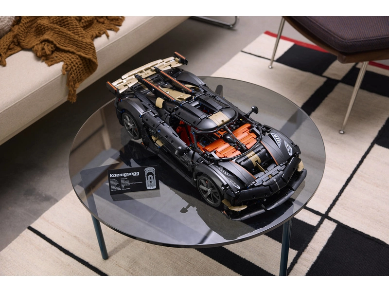 LEGO Technic – Megacar Koenigsegg Sadair's Spear