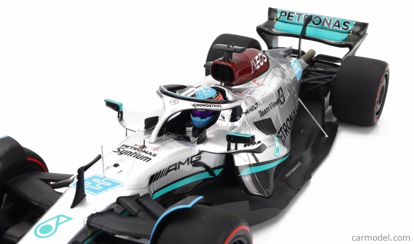 Minichamps Mercedes gp F1 W13e Mercedes-amg Petronas F1 N 63 1:18, stříbrná