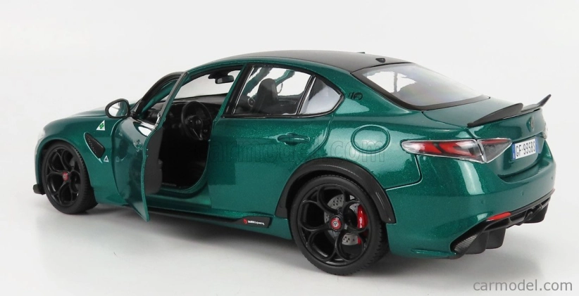 Bburago Alfa romeo Giulia Gta 2020 1:18 Verde Montreal - Green Met