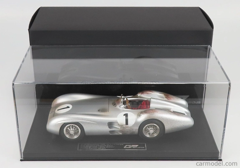 Gp-replicas Mercedes benz F1 W196r Streamliners N 1 1:18, stříbrná