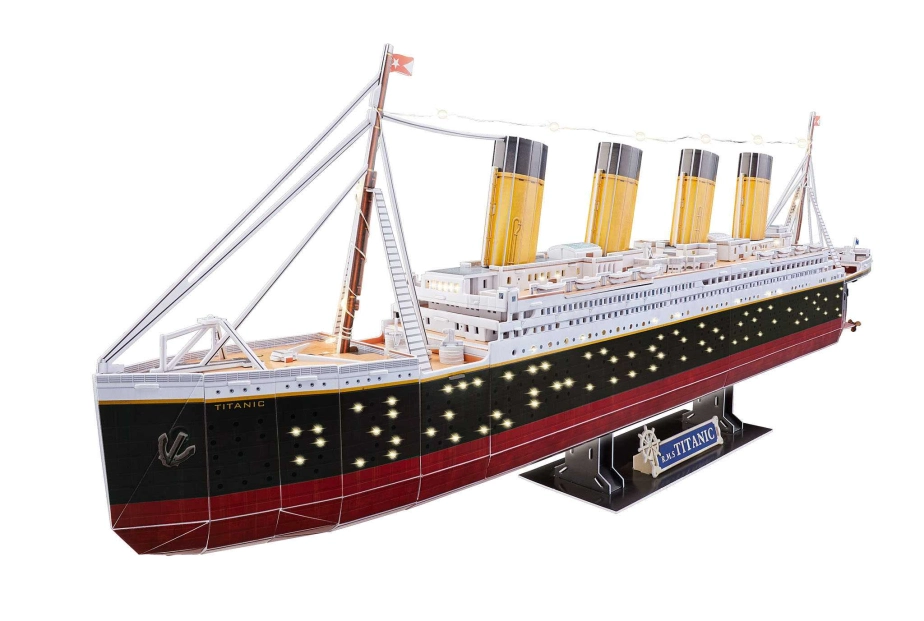 Revell 3D Puzzle – RMS Titanic s LED osvetlením