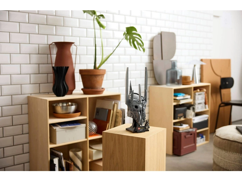 LEGO Icons - Pán prstenů: Sauronova helma