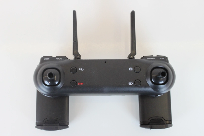 Dron DM107s, černá