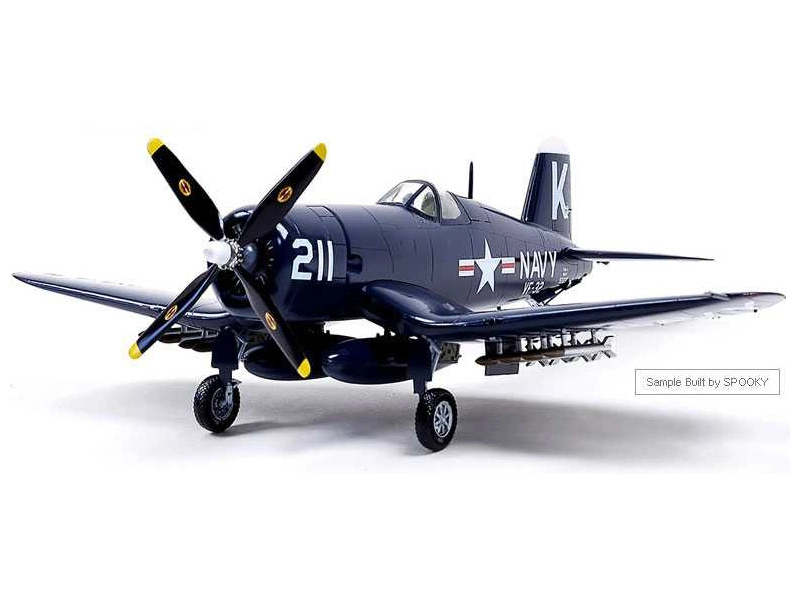 Academy Vought F4U-4 „Battle of Jangjin Reservoir“ (1:48)