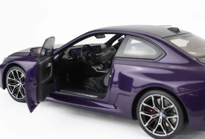 Minichamps BMW radu 2 M2 Coupe (g87) 2023 1:18 Purple