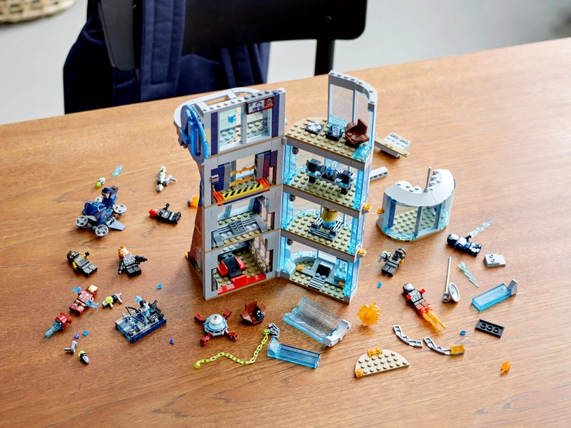LEGO Super Heroes - Boj o vežu Avengers