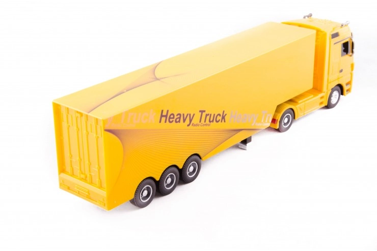 RC kamión Mercedes-Benz Actros, žltá