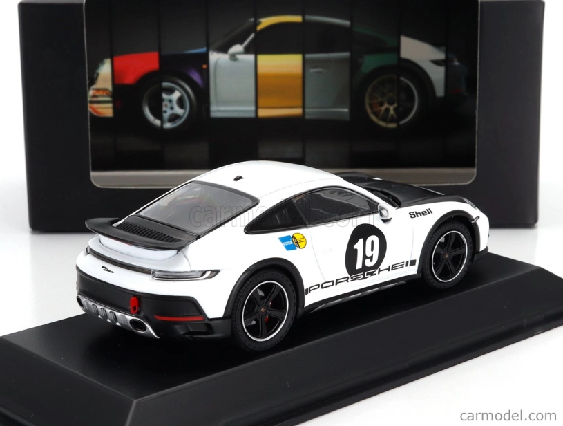 Spark-model Porsche 911 992 N 19 Rally Dakar (livrej 1971) Kupé 2023 1:43 Biela čierna