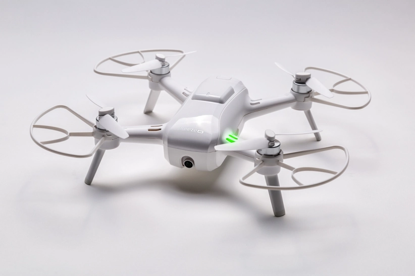 RC dron YUNEEC BREEZE 4K