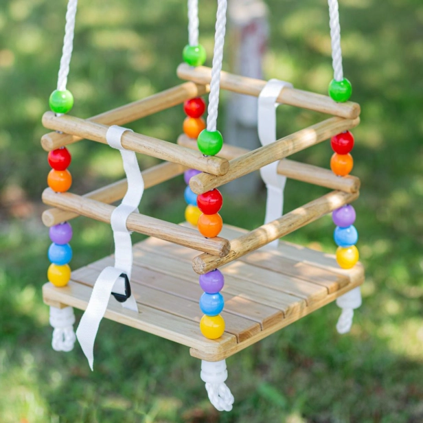 Bigjigs Toys Drevená hojdačka s korálkami