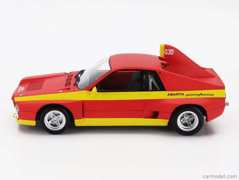 Maxima Abarth Se030 Pininfarina Road Test 1974 1:18 Matná Červená Žlutá