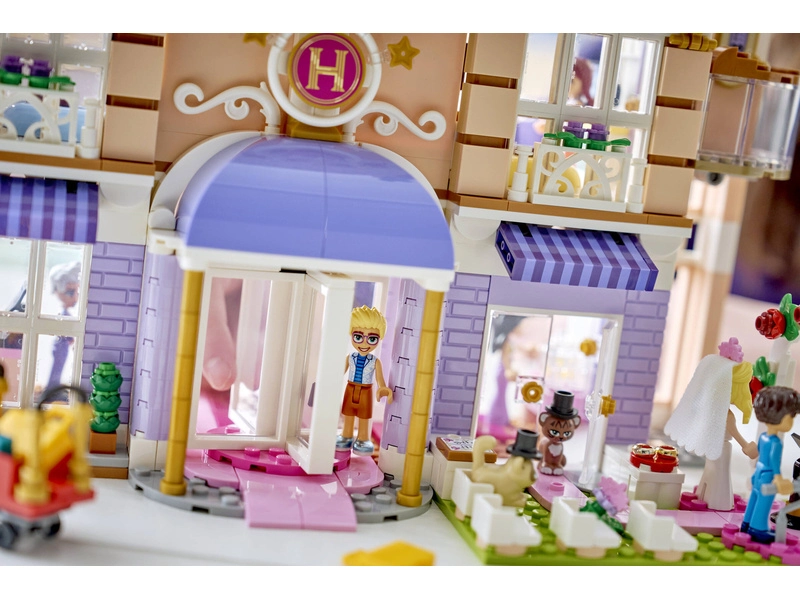LEGO Friends - Grand Hotel v městečku Heartlake