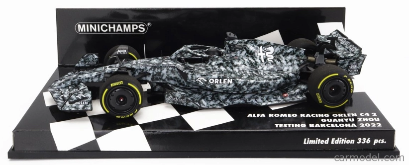 Minichamps Alfa romeo F1 C42 Team Orlen Racing N 24 Test Barcelona 2022 Guanyu Zhou 1:43 Bílá