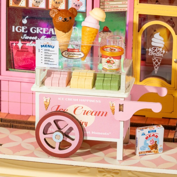 RoboTime 3D dřevěná skládačka v rámečku Zmrzlinářství Sweet Scoopery