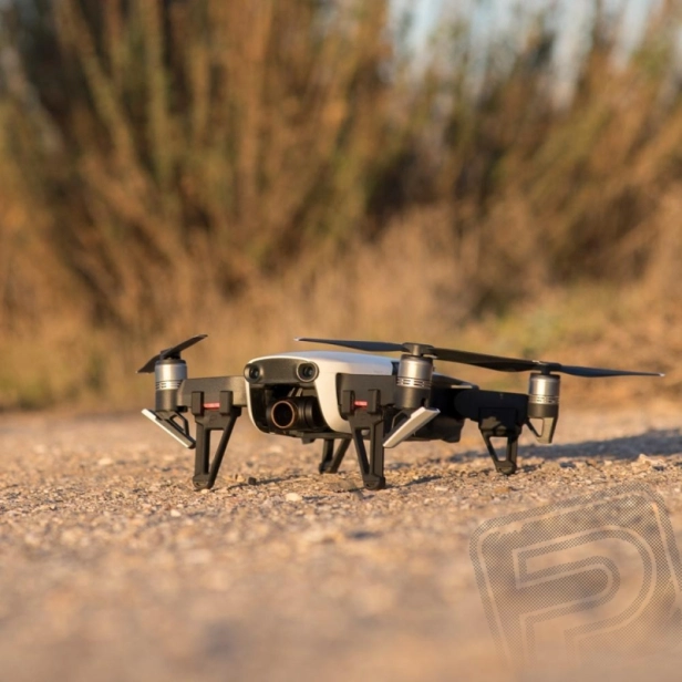 MAVIC AIR - Pristávacie nohy zvýšené