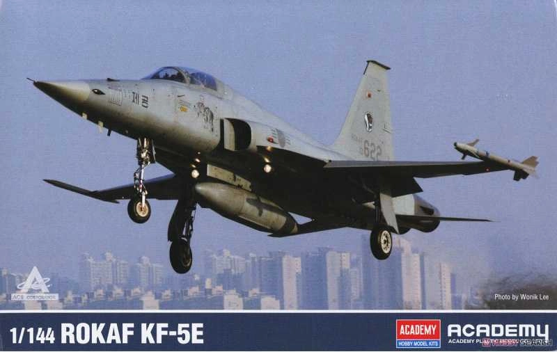 Model Kit lietadlo 12644 - ROKAF KF-5E (1:144)