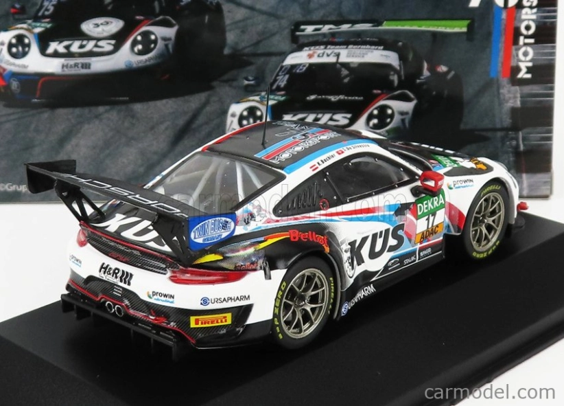 Ixo-models Porsche 911 991-2 Gt3 R Team Kues 75 Bernhard N 17 1:43, černobílá