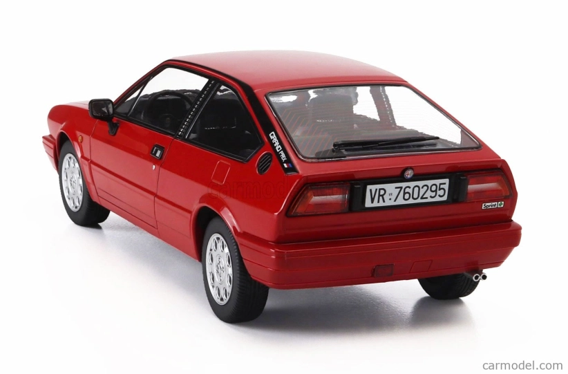 Mitica-diecast Alfa romeo Alfa Romeo Sprint 1.5 Quadrifoglio Verde Grand-prix 1986 1:18 Rosso Alfa Red