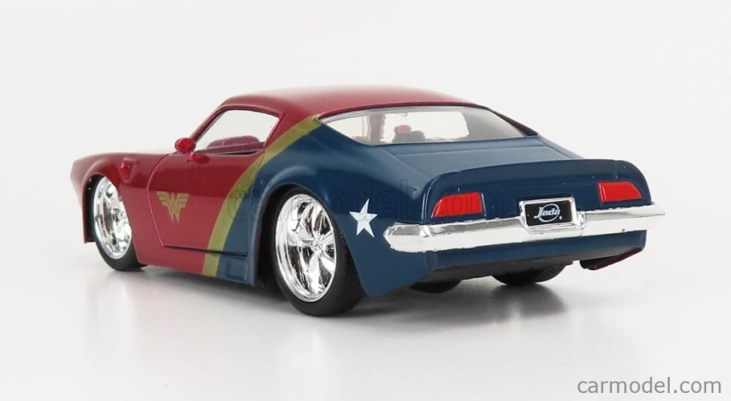 Jada Pontiac Firebird With Wonder Woman Figure 1972 1:32 Červená Modrá