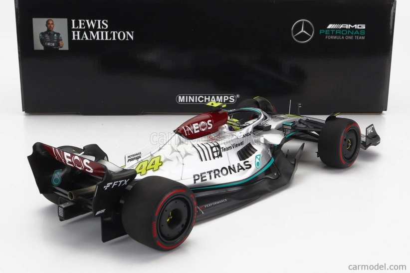 Minichamps Mercedes gp F1 W13e Mercedes-amg Petronas F1 N 44 1:18, stříbrná