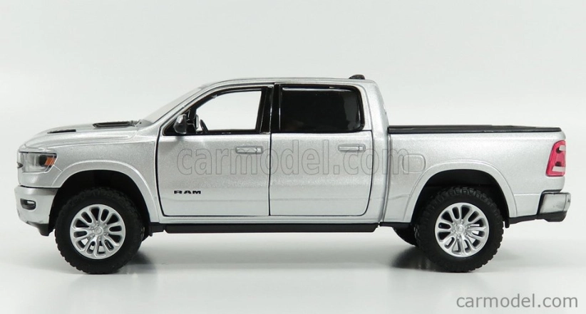 Motor-max Dodge Ram 1500 Double Cabine Pick-up 2019 1:27 Silver