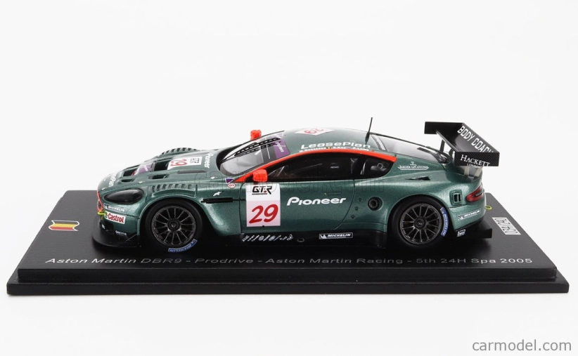 Spark-model Aston martin Dbr9 Prodrive Team Aston Martin N 29 24h Spa 2005 Peter Kox - Pedro Lamy - Marc Goossens - Darren Turner 1:43 Zelená