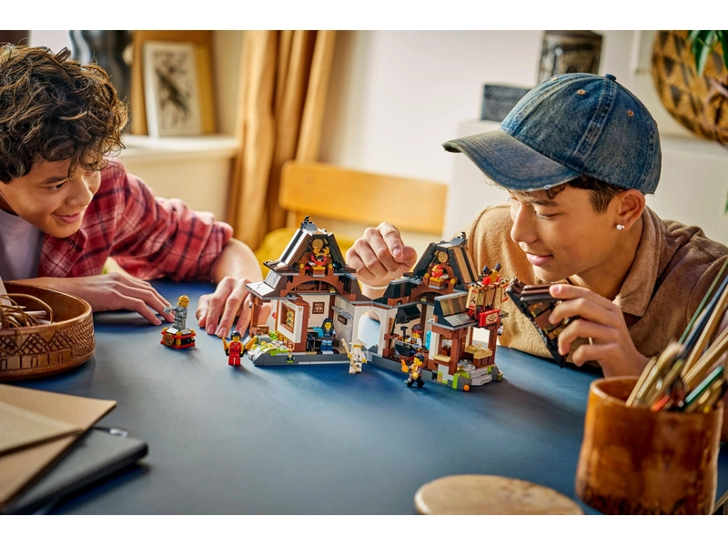 LEGO Ninjago - Kovárna Čtyři zbraně: 15 let NINJAGO