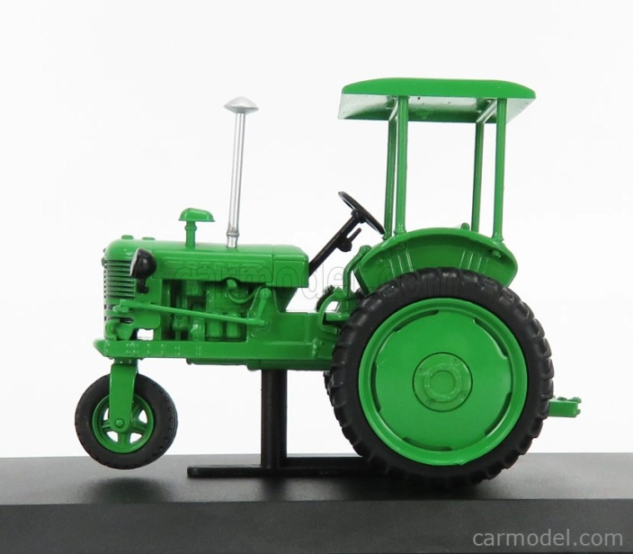 Edicola Vladimirets Dt-24-3 Tractor 1955 - poškodenie Blister Box 1:43 zelená