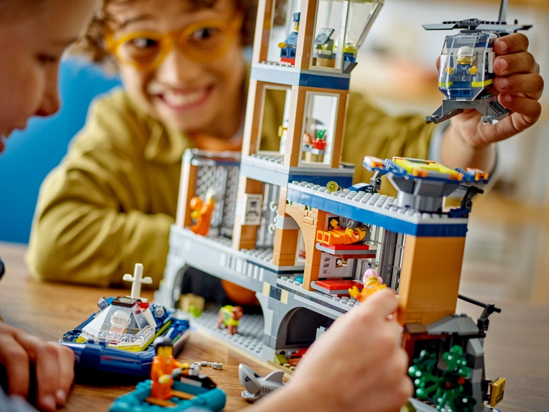 LEGO City - Polícia a väzenie na ostrove