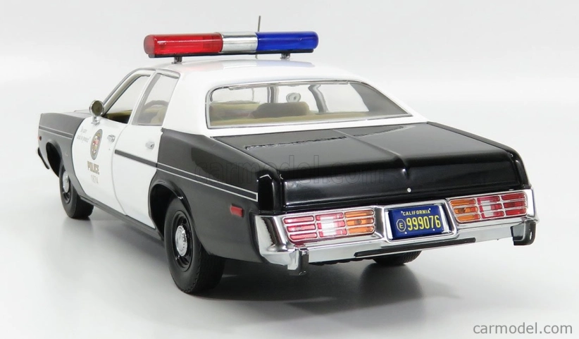 Greenlight Dodge Monaco Police 1977 s figúrkou T-800 - Terminátor 1 1984 1:18 Black White