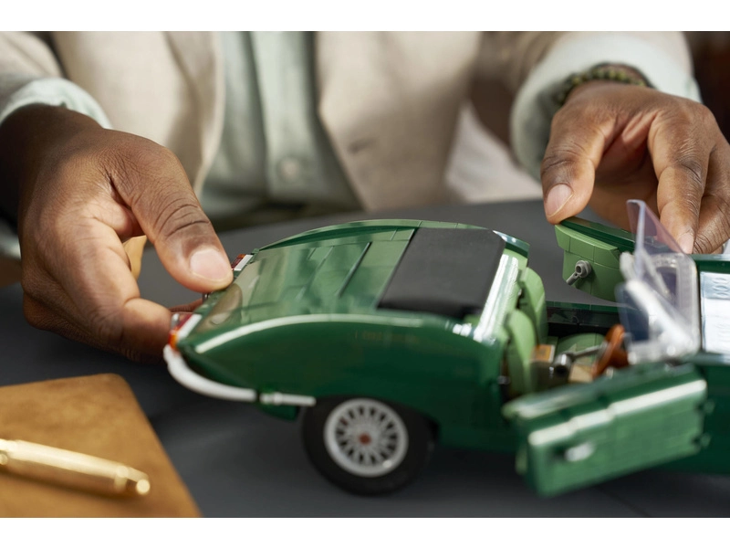 LEGO Icons - Jaguar E-Type