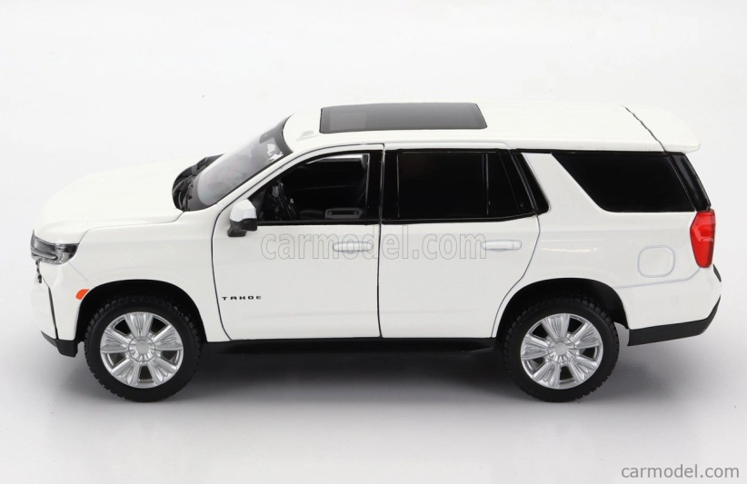 Maisto Chevrolet Tahoe Suv 2021 1:26 biela