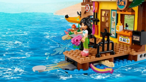 LEGO Friends - Dobrodružný tábor s vodnými športmi