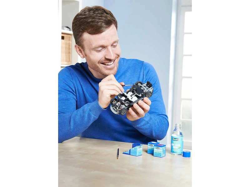 Revell Porsche 918 Spyder (1:24) (sada)