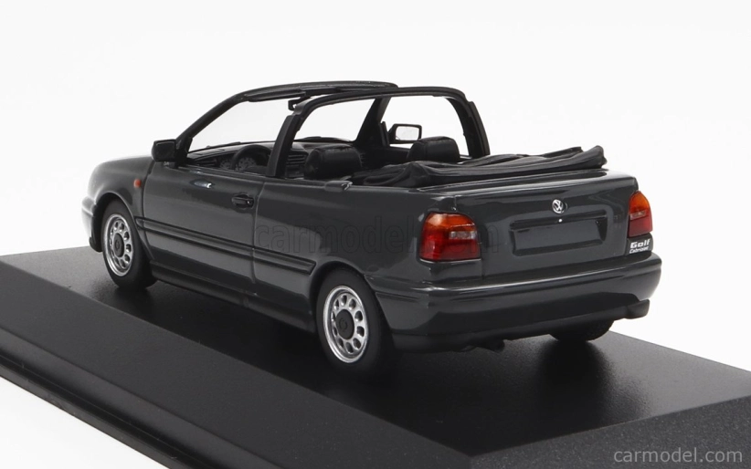 Minichamps Volkswagen Golf Iii Cabriolet 1997 1:43 Grey Met