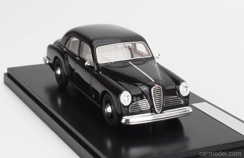 Matrix modely v mierke Alfa romeo 6c 2500 Turismo Berlin 1950 1:43 Black
