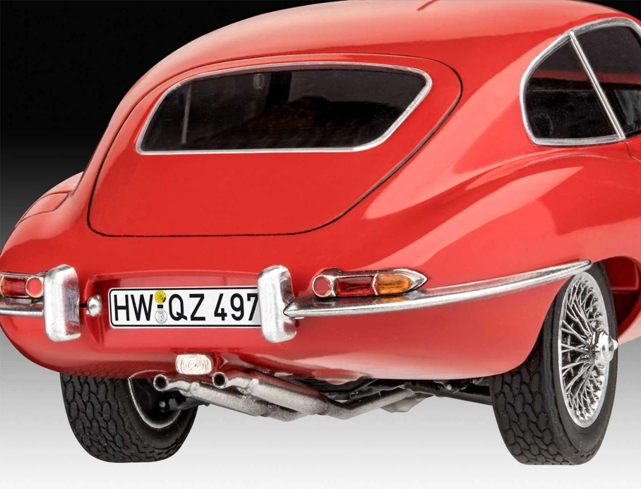Revell Jaguar E-Type (Coupé) (1:24)