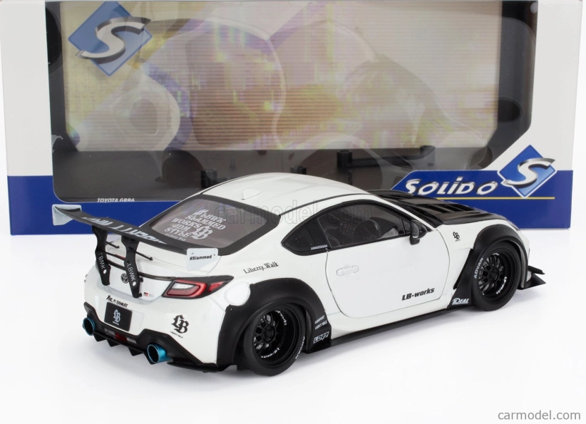 Solido Toyota Gr86 Lbwk Body Kit Coupe 2024 1:18 Bílá Perleťová Černá