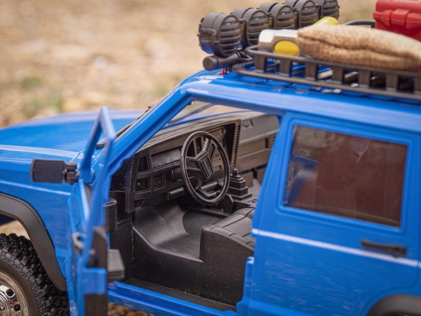 RC auto SUV Legend 4x4 1:12 4WD, strieborná + náhradná batéria