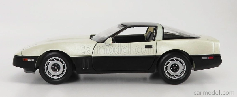 Greenlight Chevrolet Corvette C4 Coupe 1986 - Malcom Konner 1:18, béžová