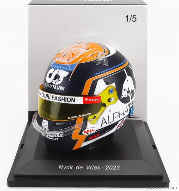 Spark-model Bell helmet F1 Casco Helmet At04 Team Alpha Tauri N 21 Season 2023 Nyck De Vries 1:5 Černá Bílá Žlutá